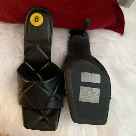 Black Quilted peep toe mules 7.5 & 8.5 - Picture 5 of 7